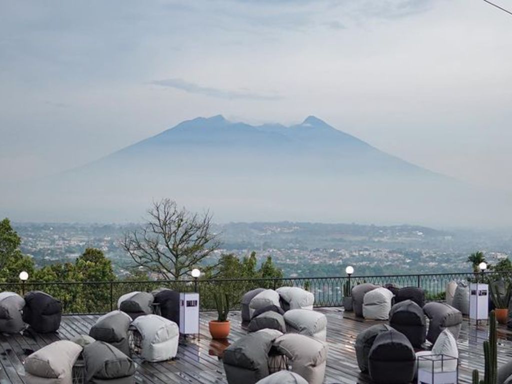 Ngopi Santai, Rasa Pulang: Kafe Bogor yang Bikin Betah Berlama-lama